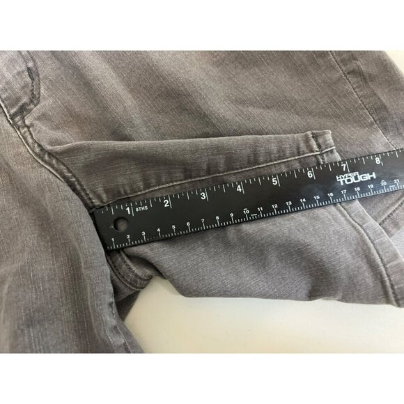Lee Modern Series Sz 6 Curvy Fit Grey Jean Shorts Lightweight Bermuda - Picture 8 of 8
